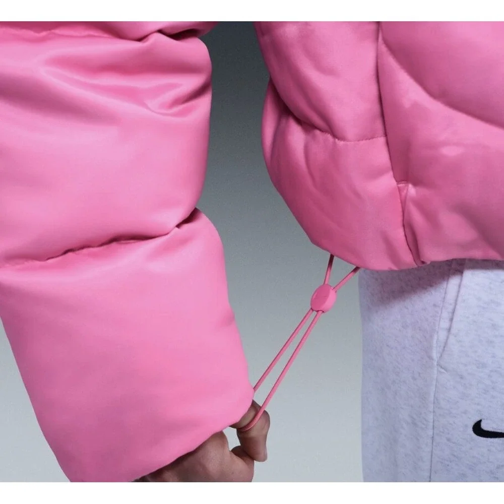 Nike sportswear swoosh